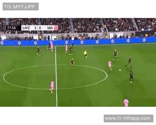 迈阿密国际首失一球门将失误送点苏里奇稳健罚入扳平比分